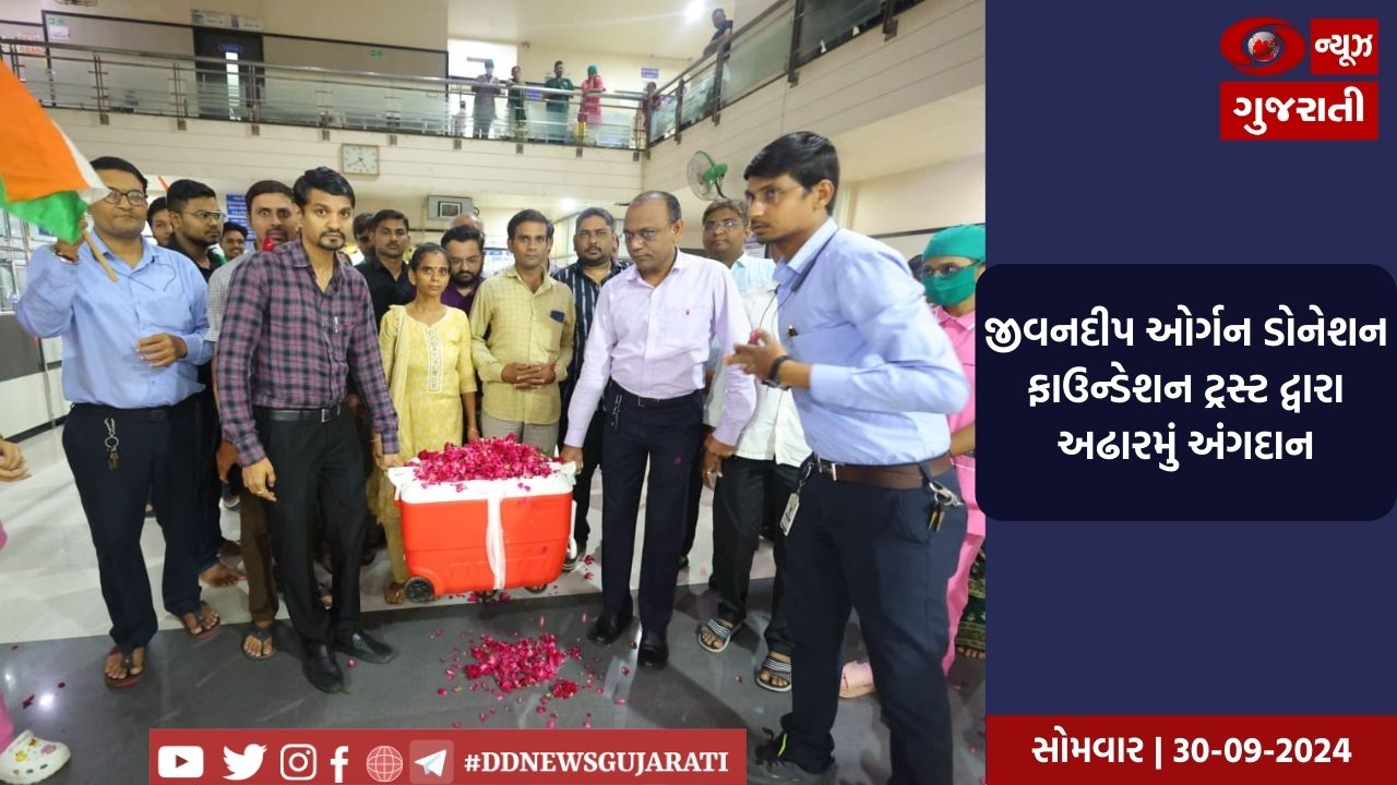  સુરેન્દ્રનગર અંદાજે 10 વધુ ગામના રસ્તાઓ મહિનાઓથી બિસ્માર હાલતમાં પડી રહ્યા